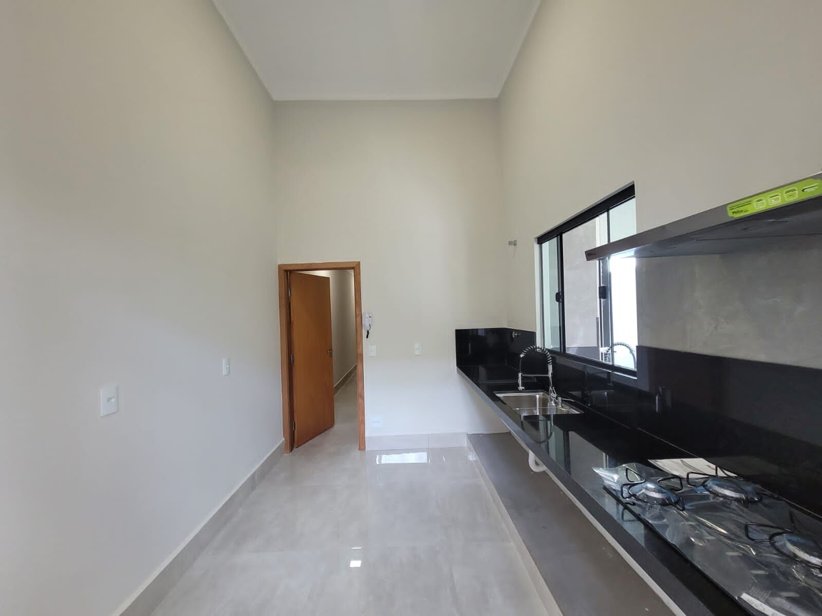 Casa à venda com 3 quartos, 114m² - Foto 8