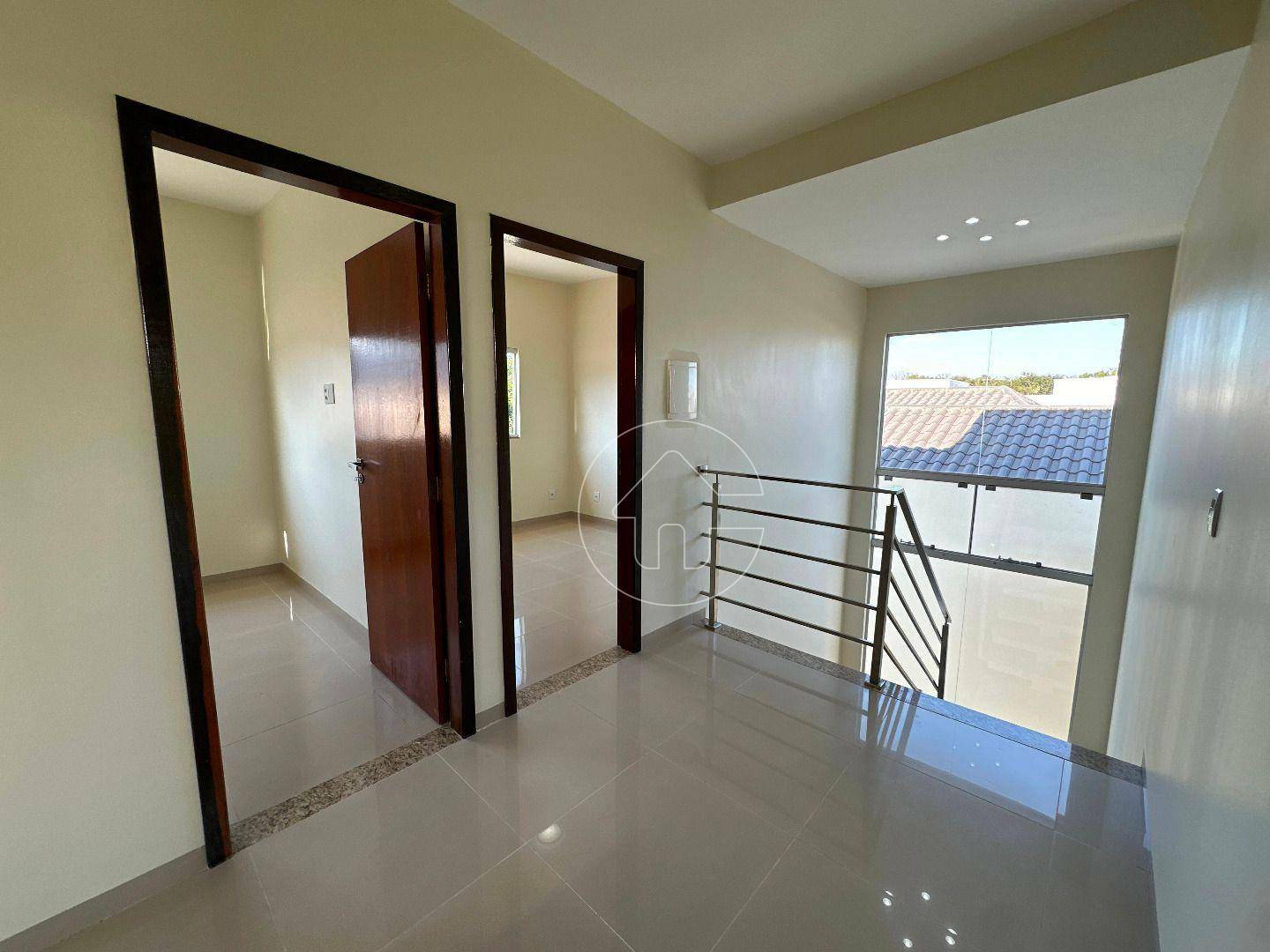 Casa à venda com 3 quartos, 200m² - Foto 12