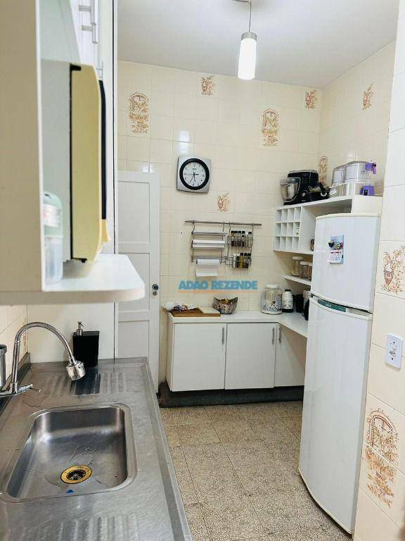 Apartamento à venda com 2 quartos, 75m² - Foto 15