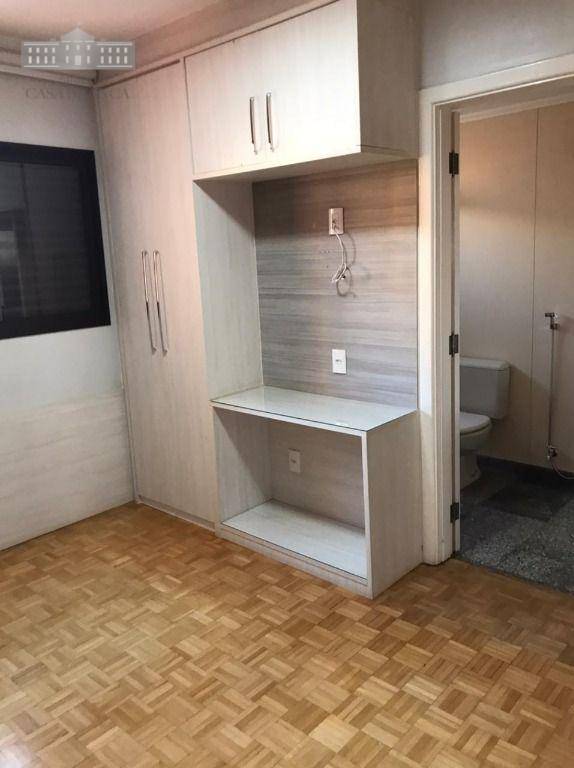 Apartamento à venda com 3 quartos, 198m² - Foto 13