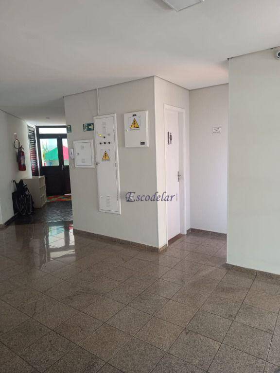 Apartamento à venda com 3 quartos, 67m² - Foto 3