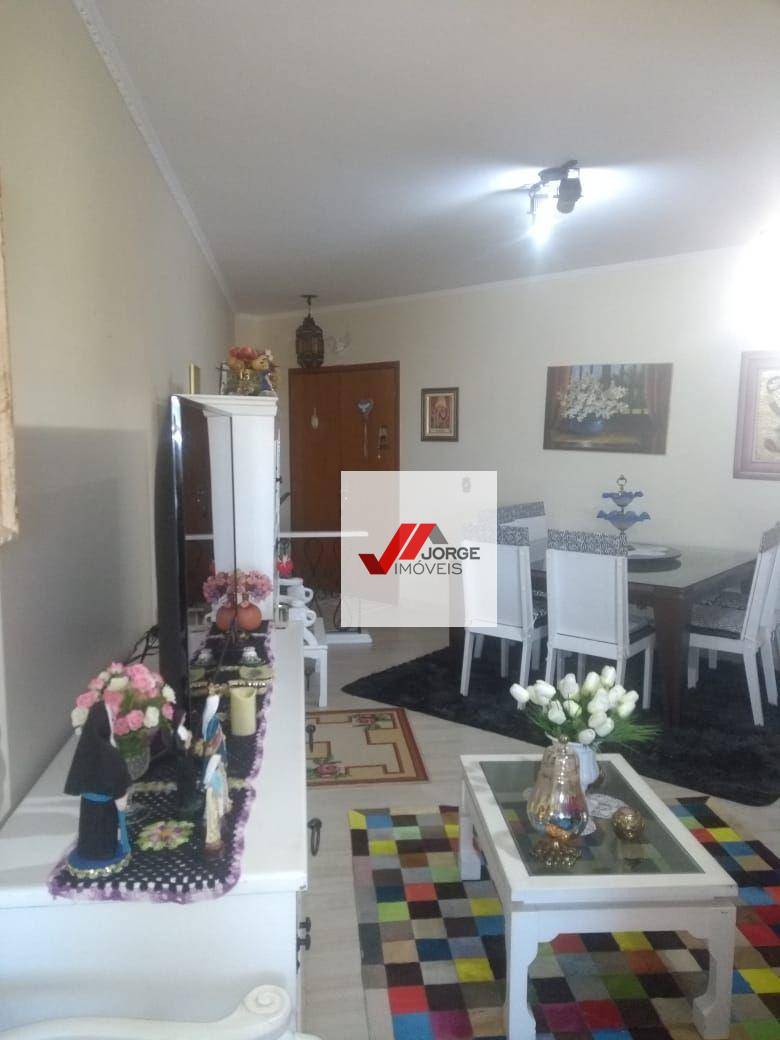 Apartamento à venda com 3 quartos, 125m² - Foto 6