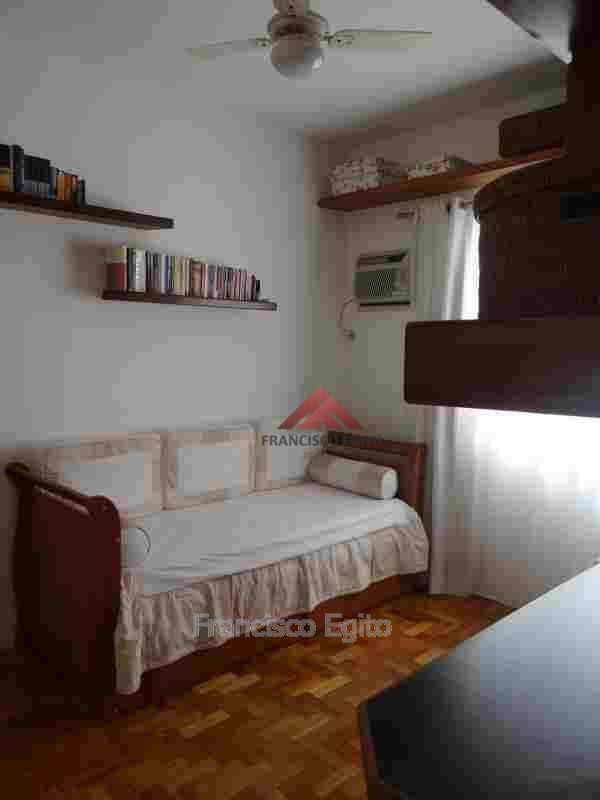 Apartamento à venda com 3 quartos, 110m² - Foto 4