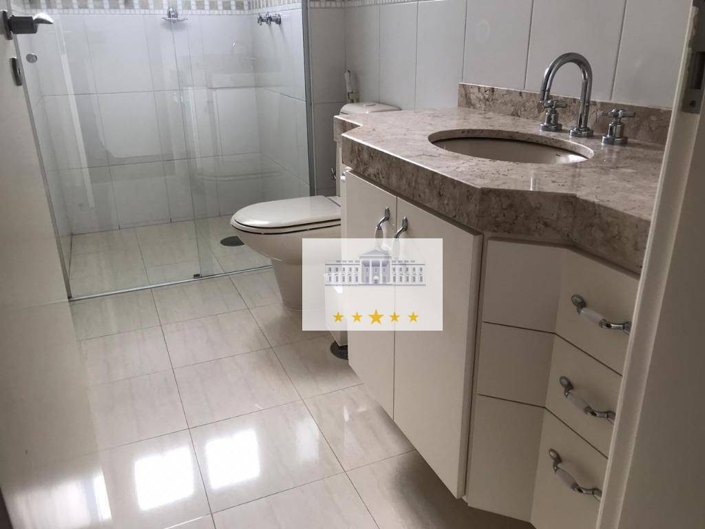 Apartamento à venda com 3 quartos, 215m² - Foto 11