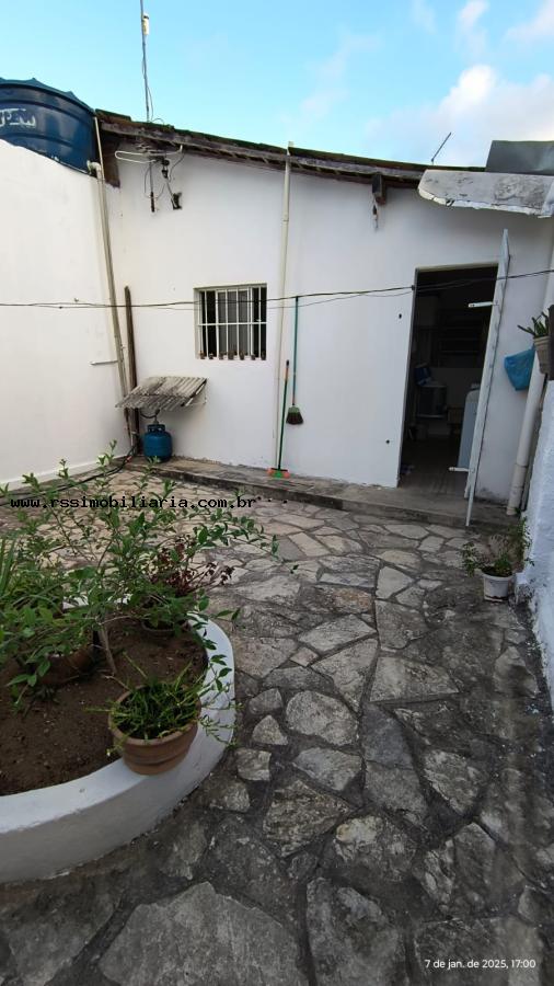 Casa à venda com 2 quartos, 56m² - Foto 32