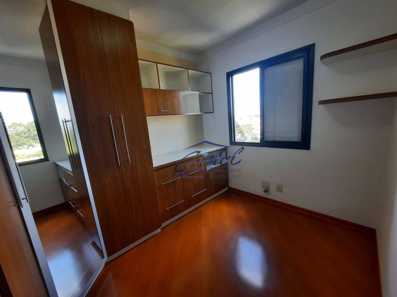 Apartamento para alugar com 2 quartos, 60m² - Foto 13