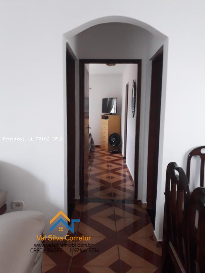 Casa à venda com 3 quartos, 300m² - Foto 9