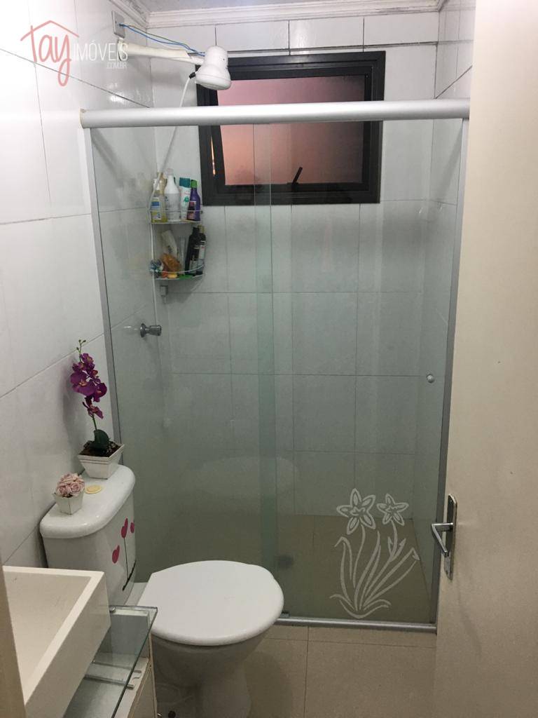 Apartamento à venda com 2 quartos, 72m² - Foto 27