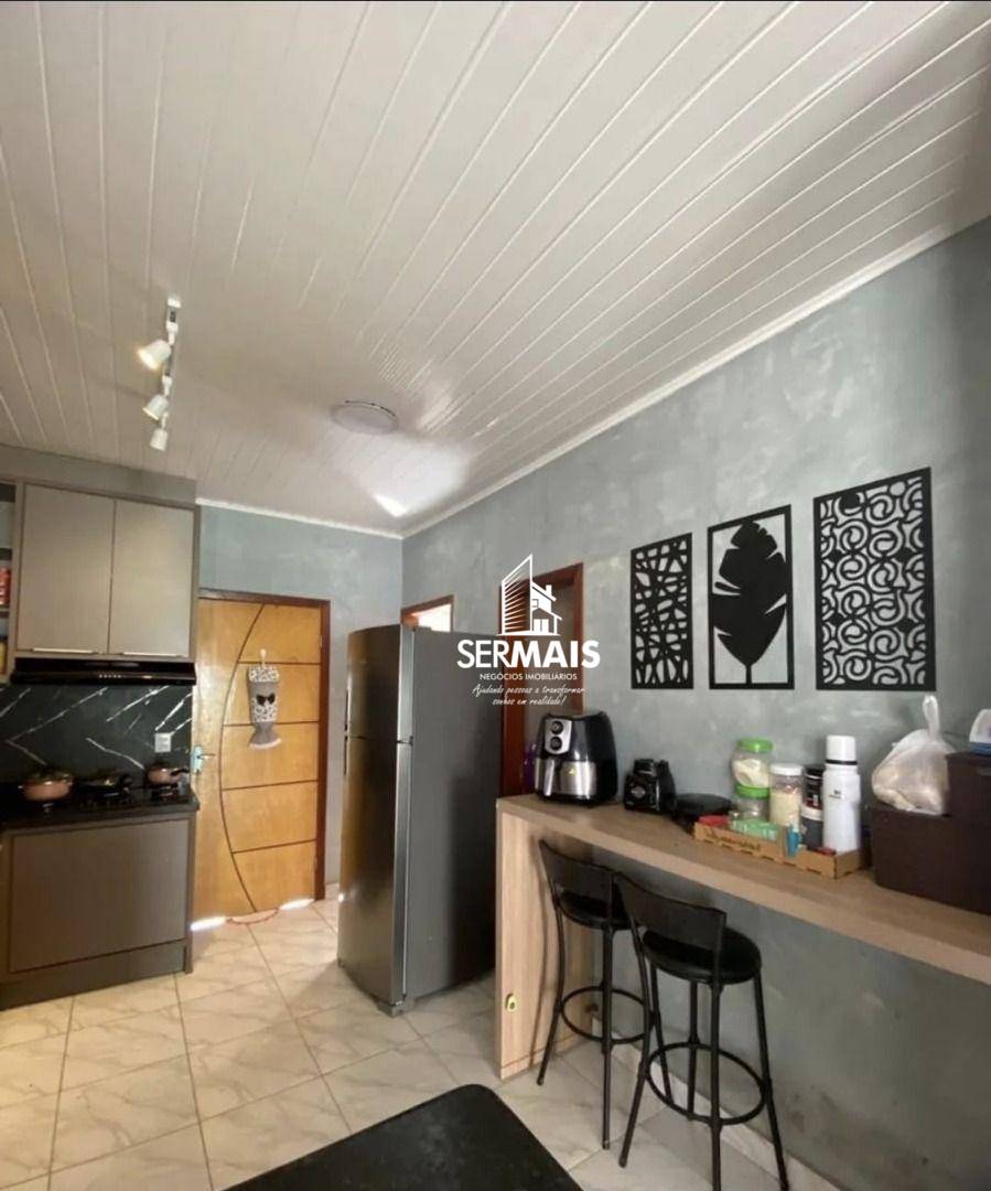 Casa, 2 quartos, 328 m² - Foto 1