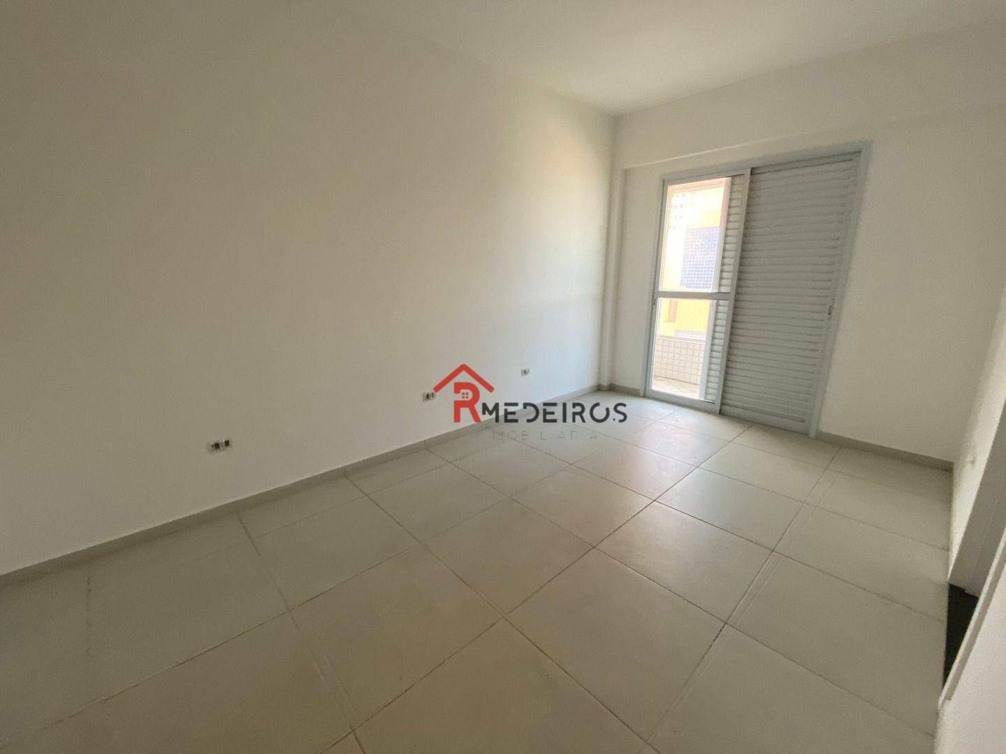 Apartamento à venda com 3 quartos, 173m² - Foto 9