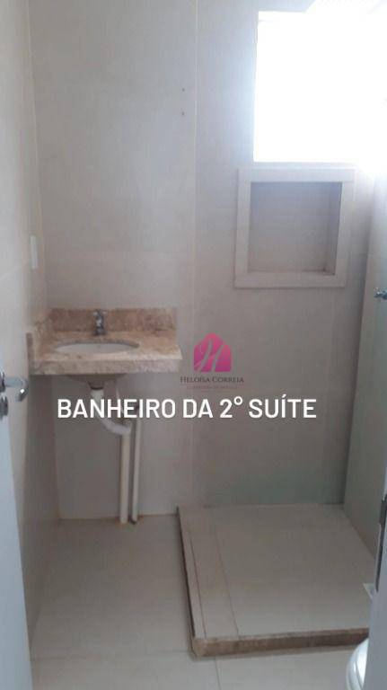 Casa à venda com 2 quartos, 90m² - Foto 18