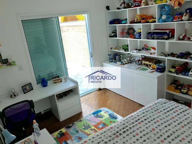 Sobrado à venda com 3 quartos, 250m² - Foto 12