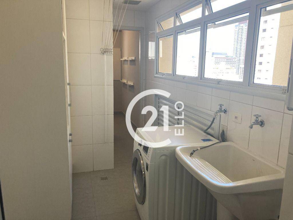 Apartamento para alugar com 3 quartos, 143m² - Foto 40