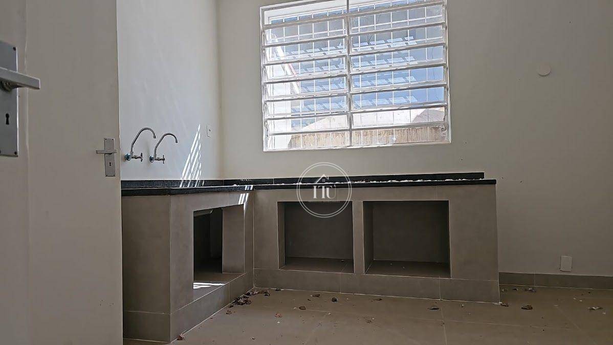 Casa para alugar com 3 quartos, 447m² - Foto 39