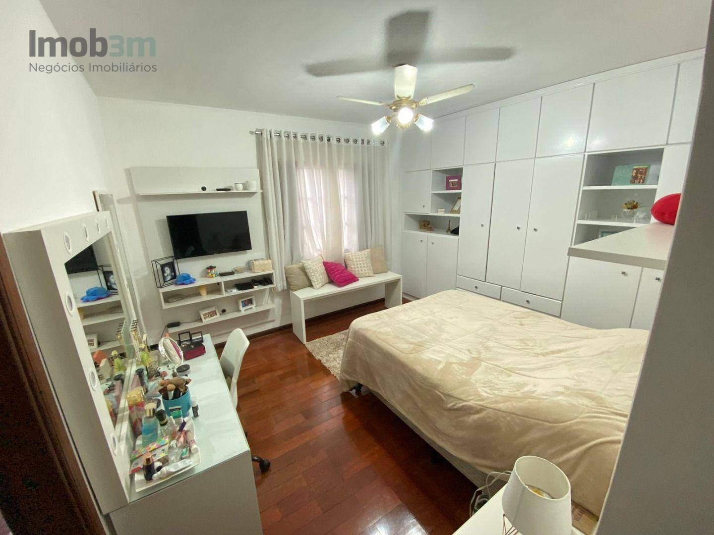 Sobrado à venda com 4 quartos, 360m² - Foto 28