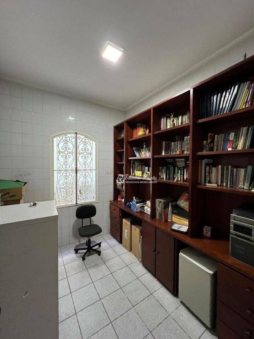 Sobrado à venda com 4 quartos, 450m² - Foto 39