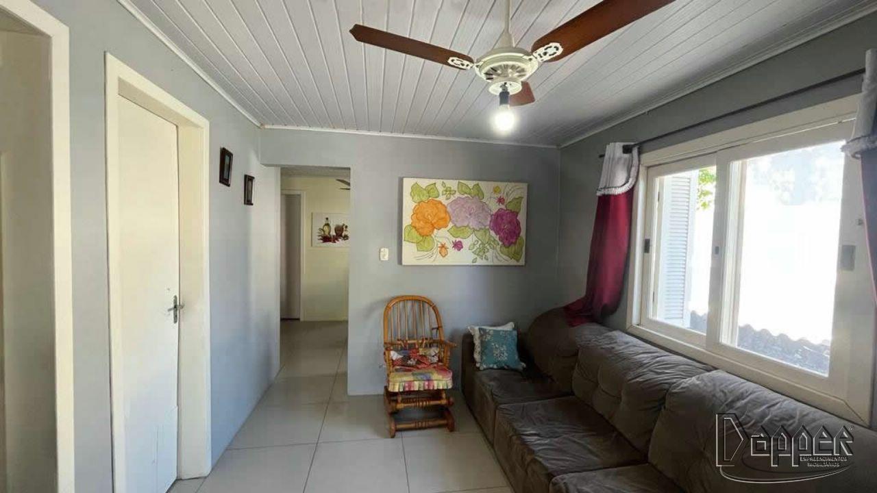 Casa à venda com 3 quartos, 155m² - Foto 2