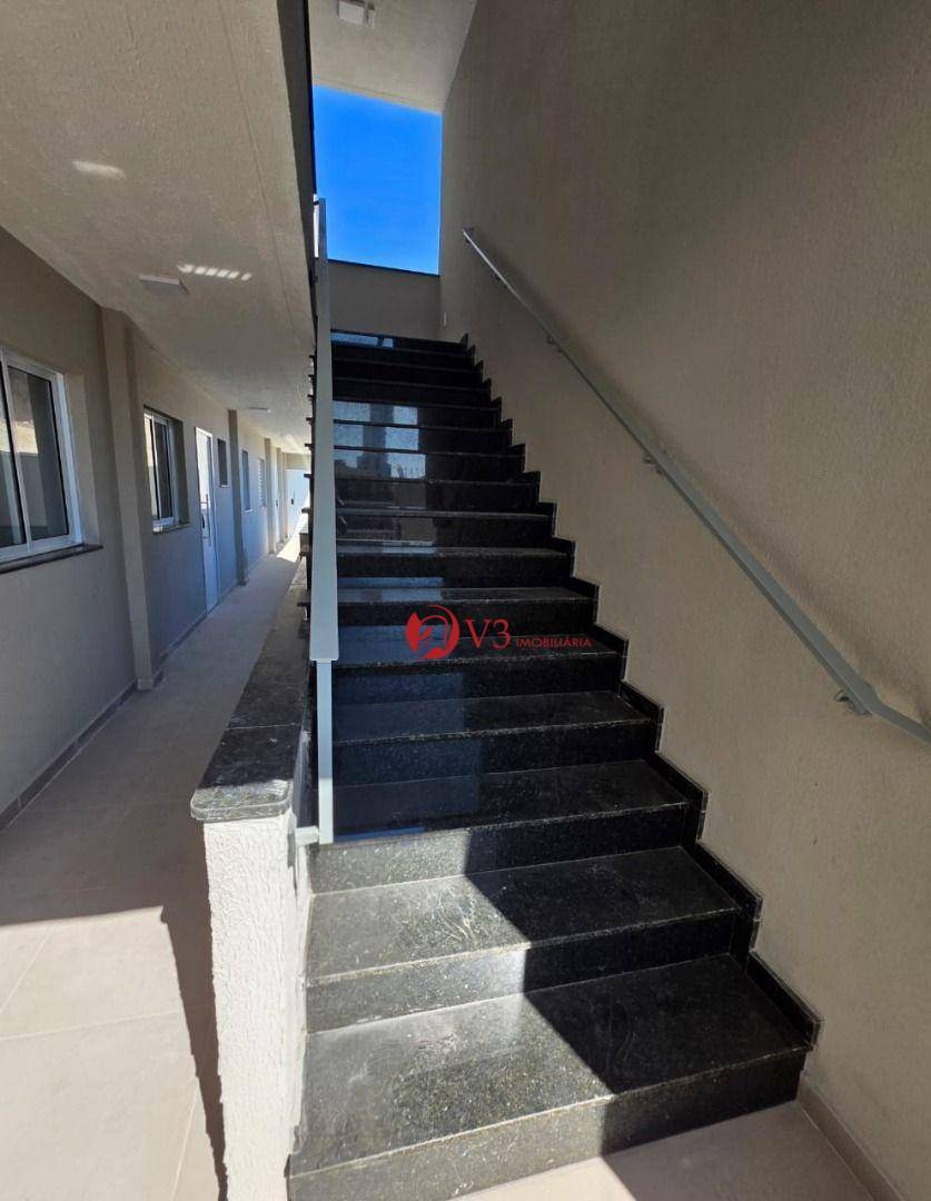 Apartamento à venda com 2 quartos, 35m² - Foto 21