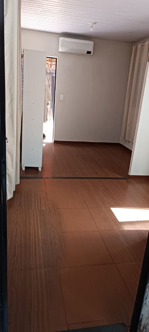 Casa à venda com 3 quartos, 300M2 - Foto 4