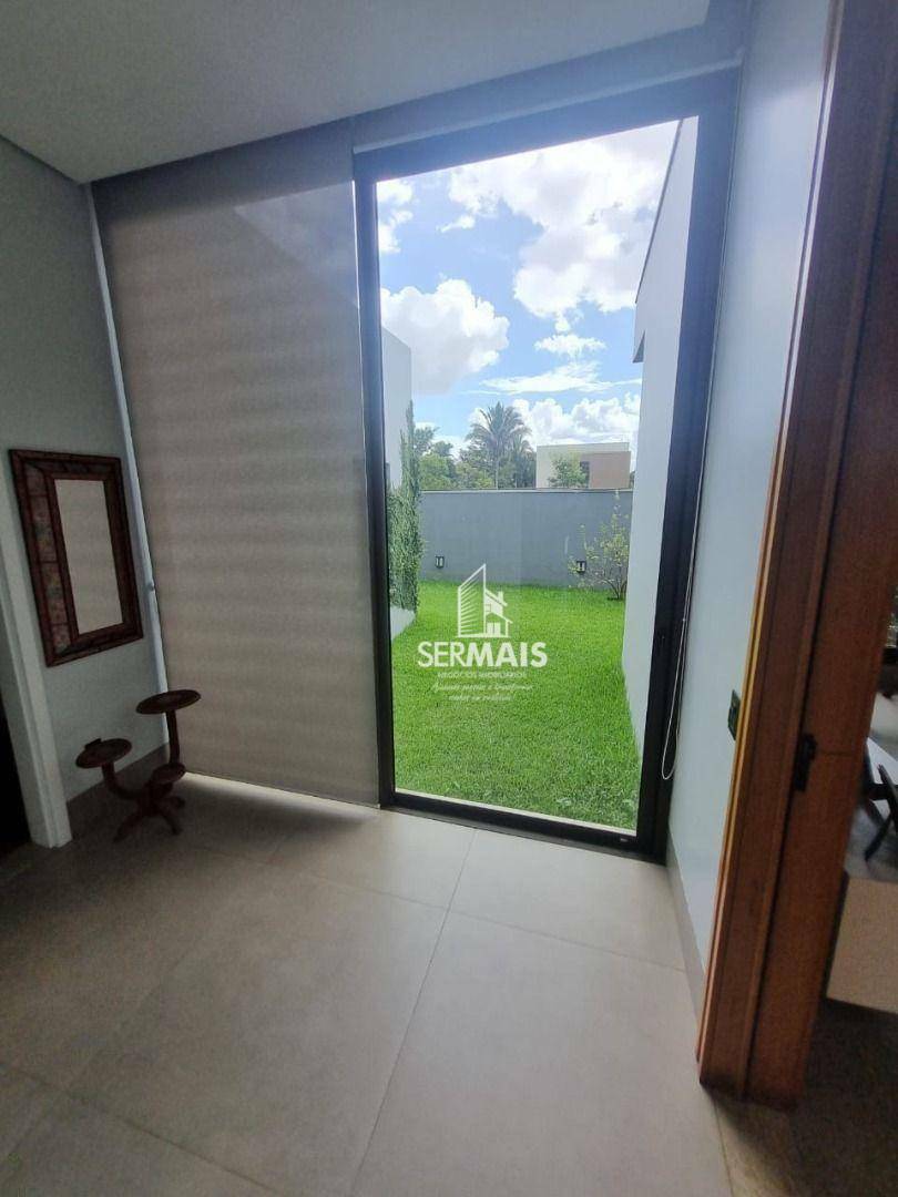 Casa de Condomínio à venda com 3 quartos, 256m² - Foto 11