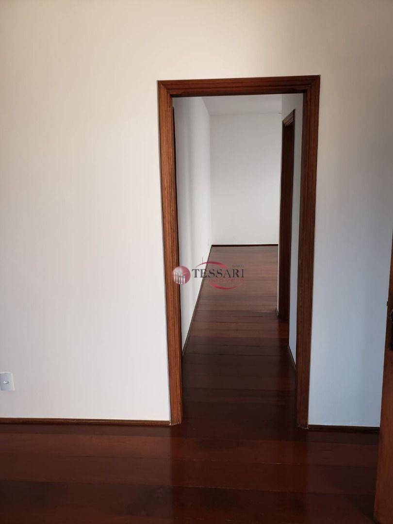 Casa para alugar com 3 quartos, 280m² - Foto 13