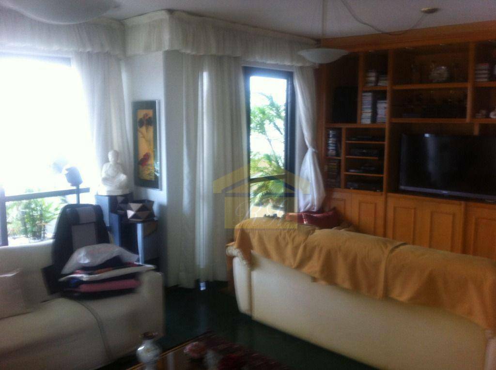 Apartamento à venda com 3 quartos, 180m² - Foto 6