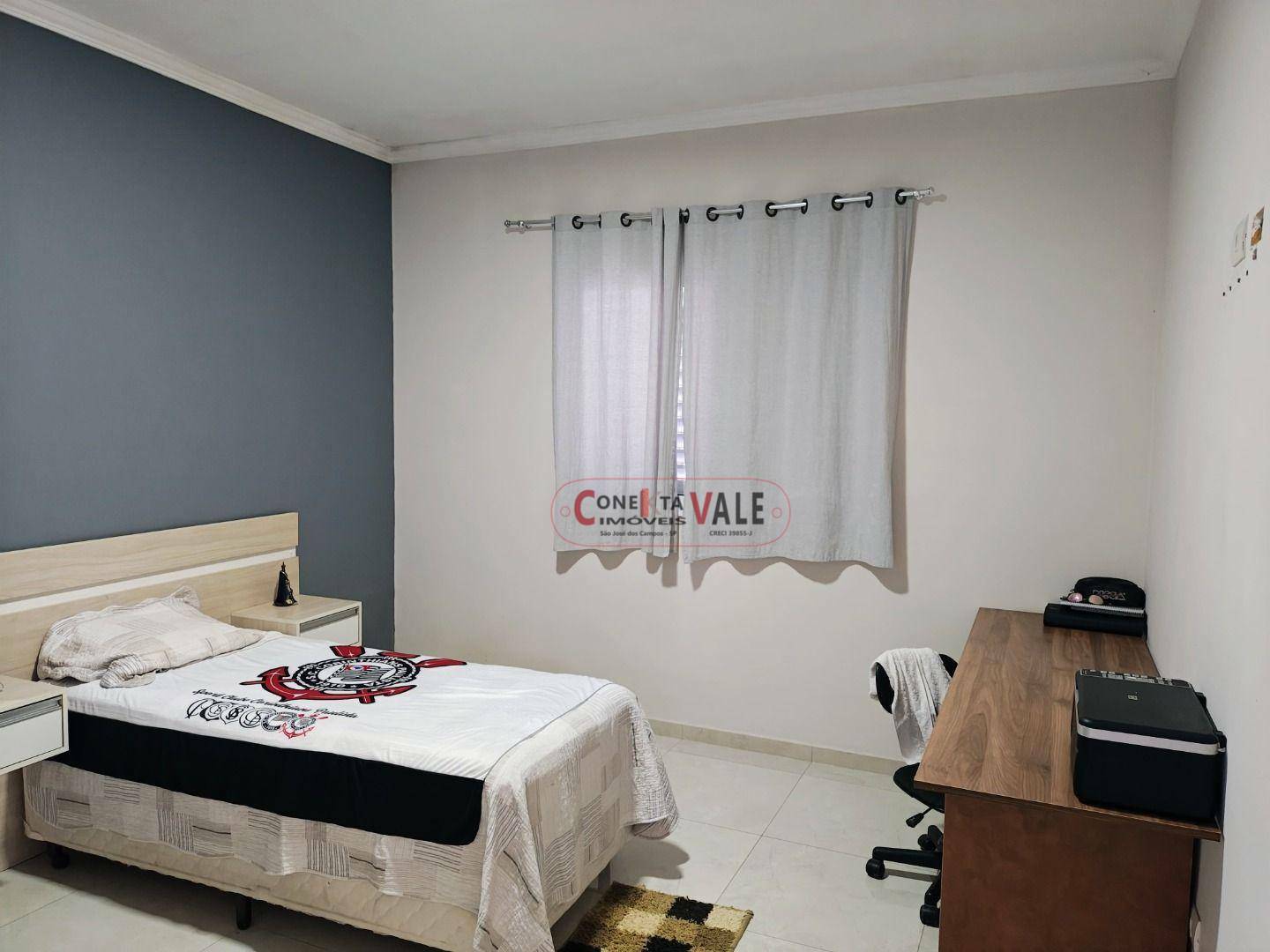 Casa à venda com 3 quartos, 320m² - Foto 3