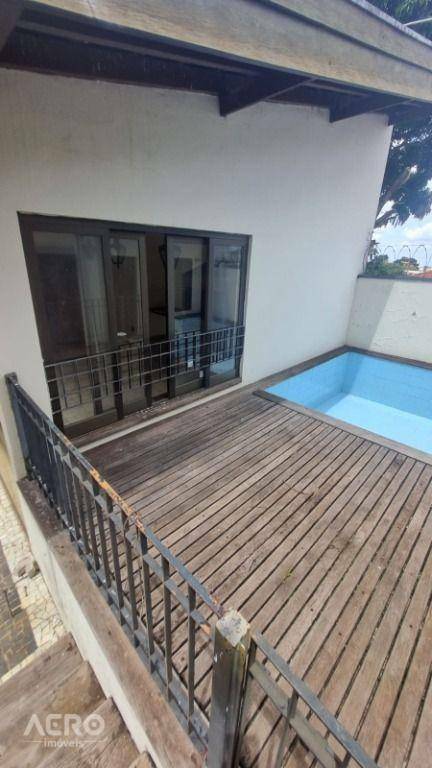 Casa à venda com 4 quartos, 350m² - Foto 25