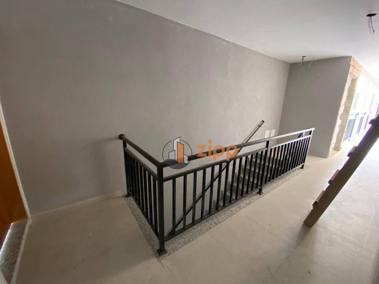 Apartamento para alugar com 2 quartos, 42m² - Foto 6