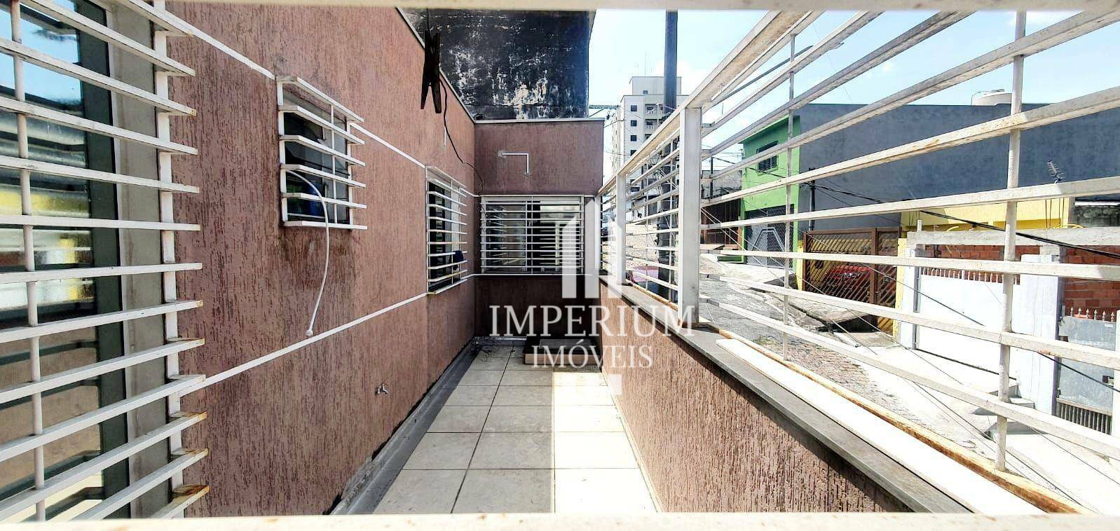 Sobrado à venda com 3 quartos, 200m² - Foto 4