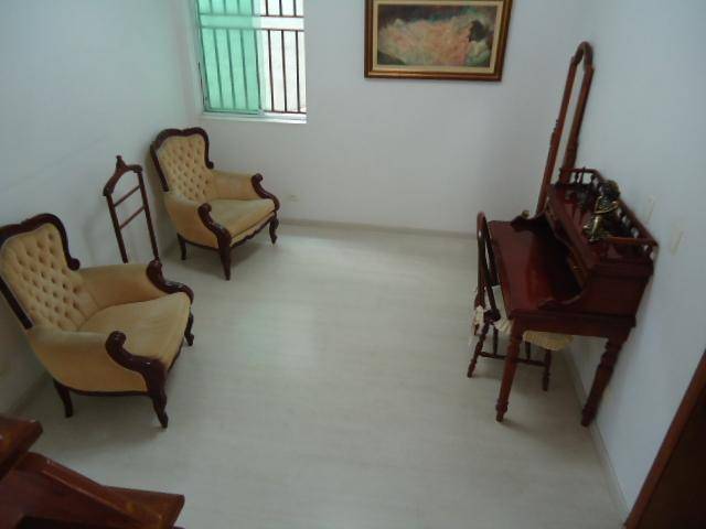 Sobrado à venda com 4 quartos, 300m² - Foto 29