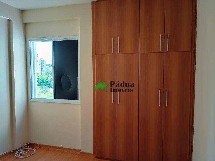 Apartamento para alugar com 3 quartos, 80m² - Foto 17