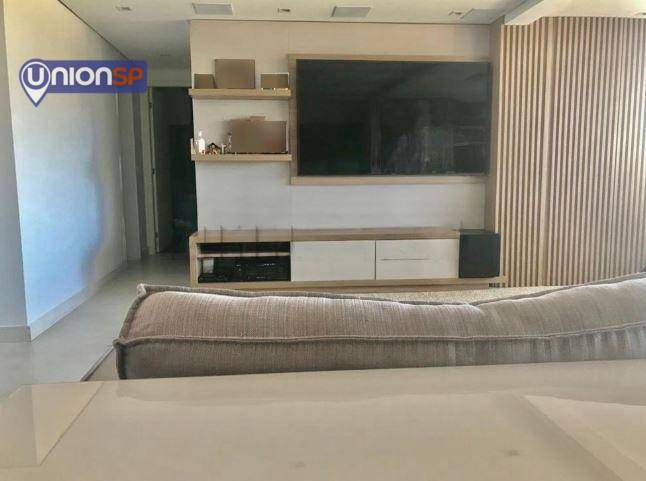 Apartamento à venda com 2 quartos, 96m² - Foto 2