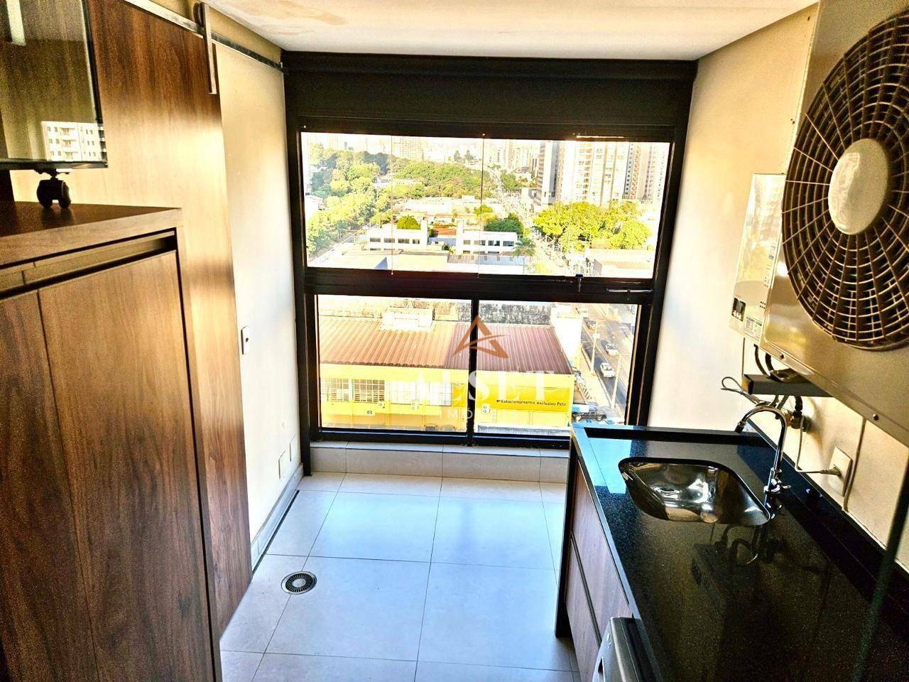 Apartamento à venda com 1 quarto, 70m² - Foto 6