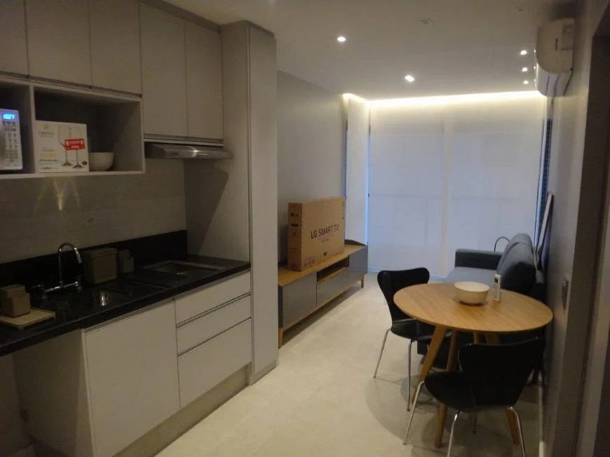 Apartamento à venda com 1 quarto, 37m² - Foto 8