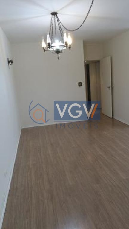 Apartamento para alugar com 3 quartos, 110m² - Foto 13