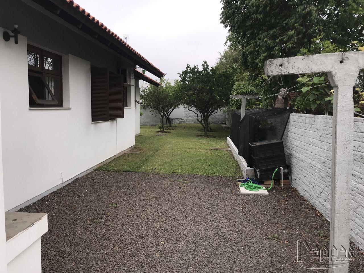 Casa à venda com 4 quartos, 252m² - Foto 13