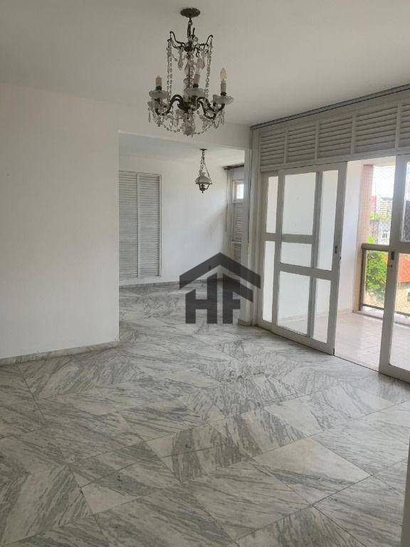 Apartamento à venda com 3 quartos, 153m² - Foto 1