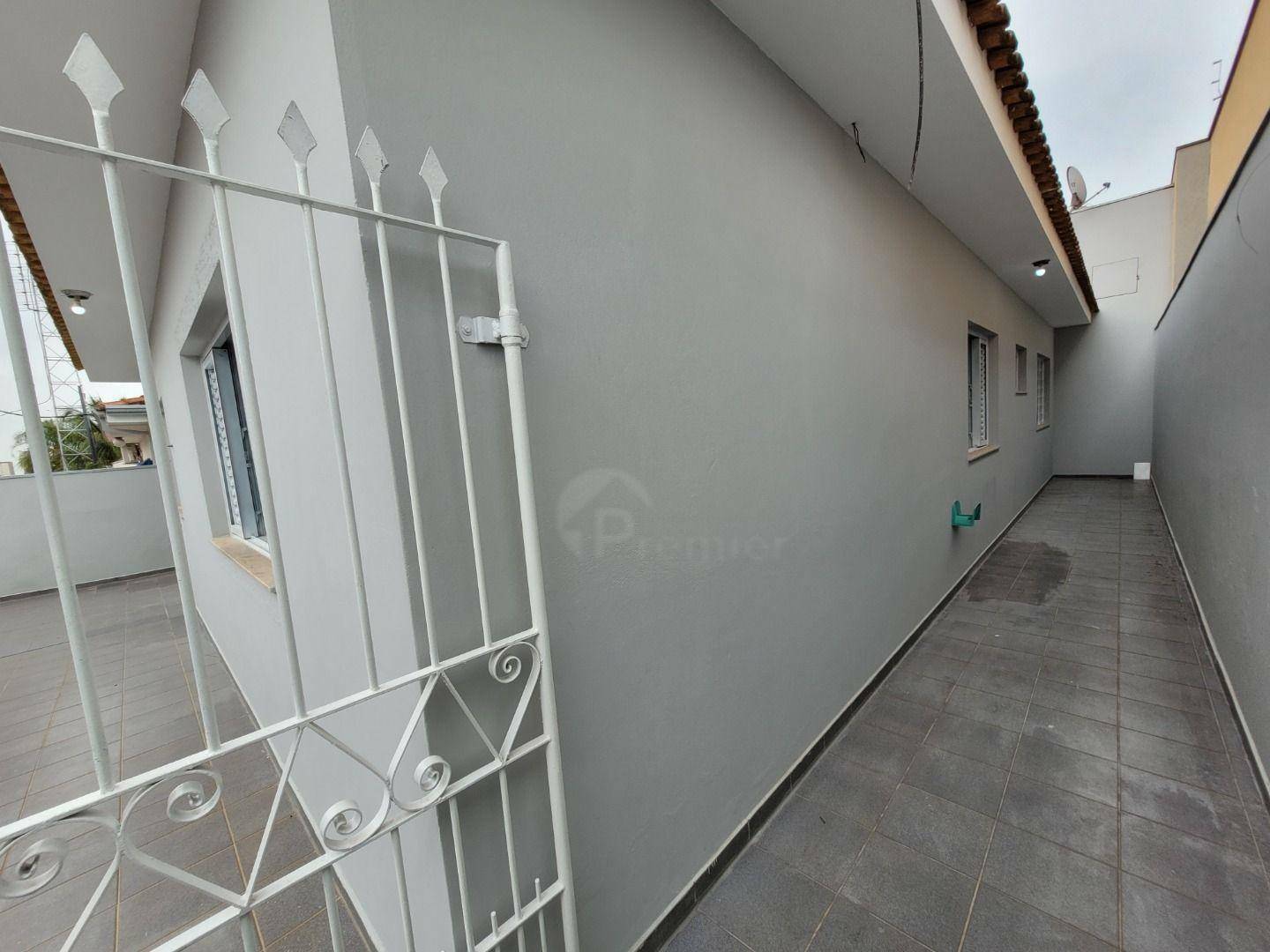 Casa para alugar com 4 quartos, 206m² - Foto 29