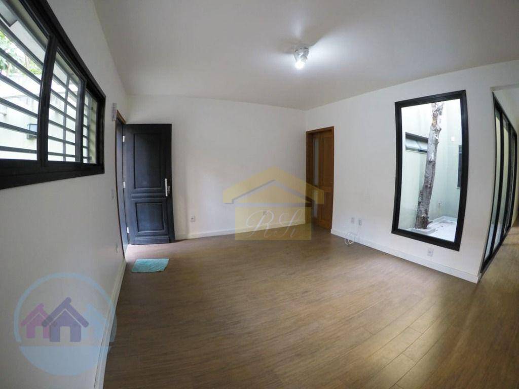 Sobrado à venda com 10 quartos, 350m² - Foto 20