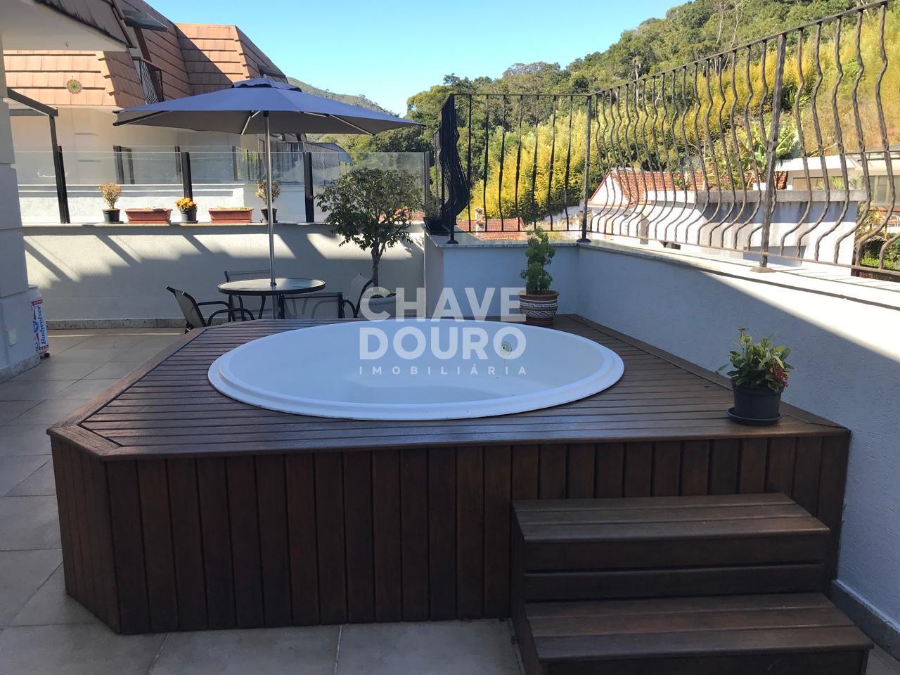 Cobertura à venda com 3 quartos, 227m² - Foto 1