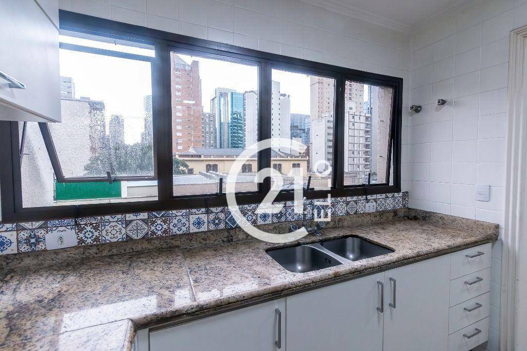 Apartamento para alugar com 3 quartos, 184m² - Foto 36