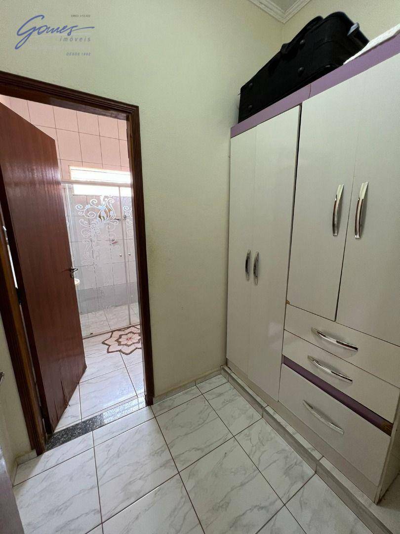 Chácara à venda com 3 quartos, 230m² - Foto 11