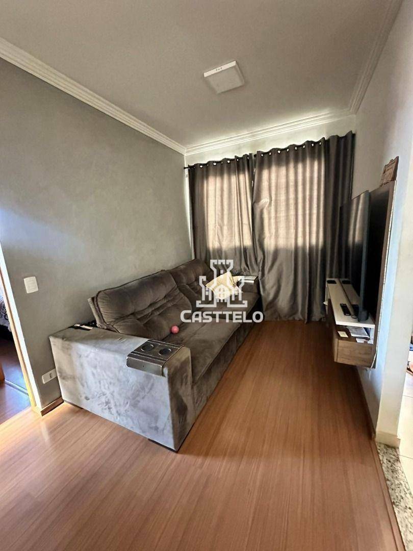 Apartamento à venda com 2 quartos, 45m² - Foto 1