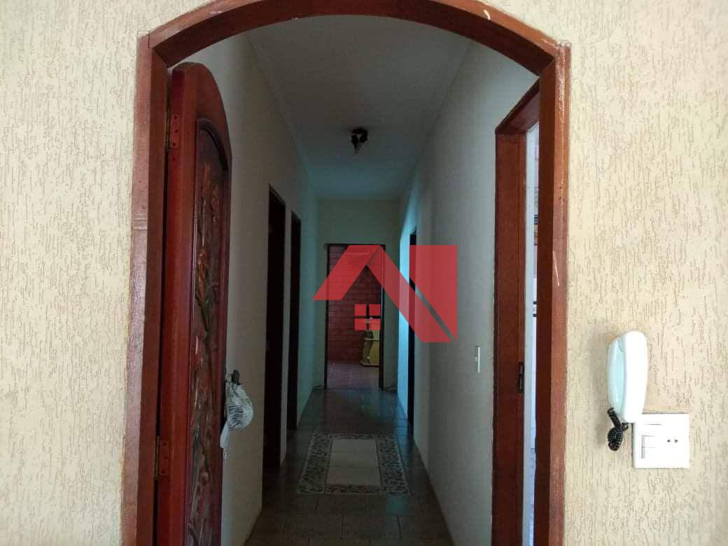 Casa à venda com 3 quartos, 200m² - Foto 18