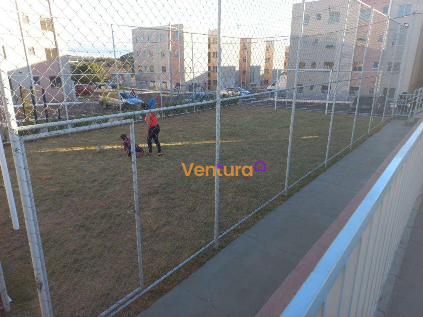 Apartamento à venda com 2 quartos, 48m² - Foto 2