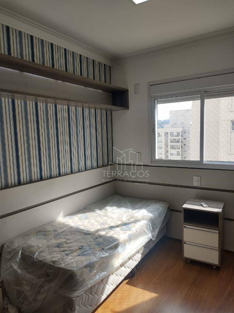 Apartamento para alugar com 3 quartos, 163m² - Foto 29