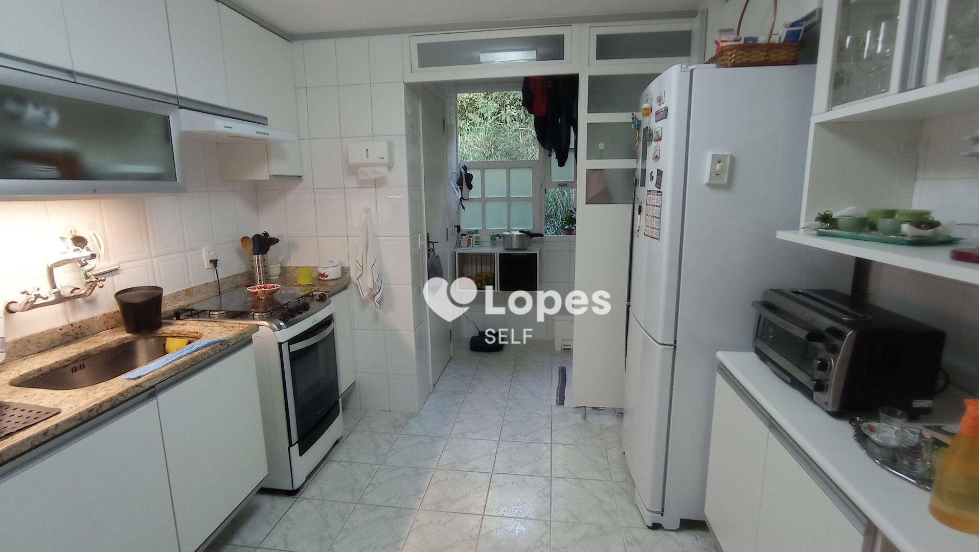 Apartamento à venda com 3 quartos, 120m² - Foto 13