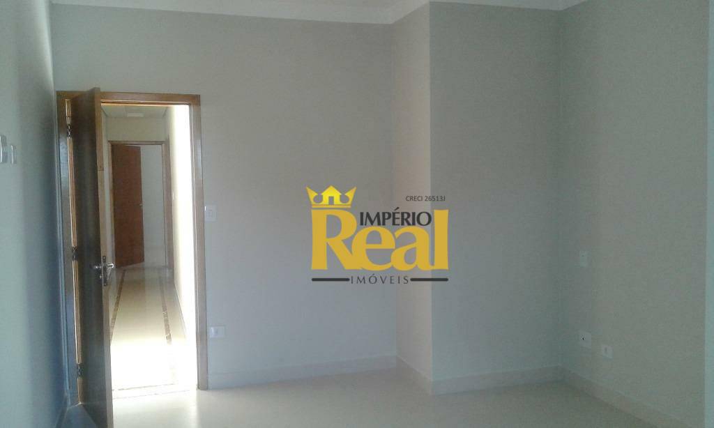 Sobrado à venda com 3 quartos, 130m² - Foto 4