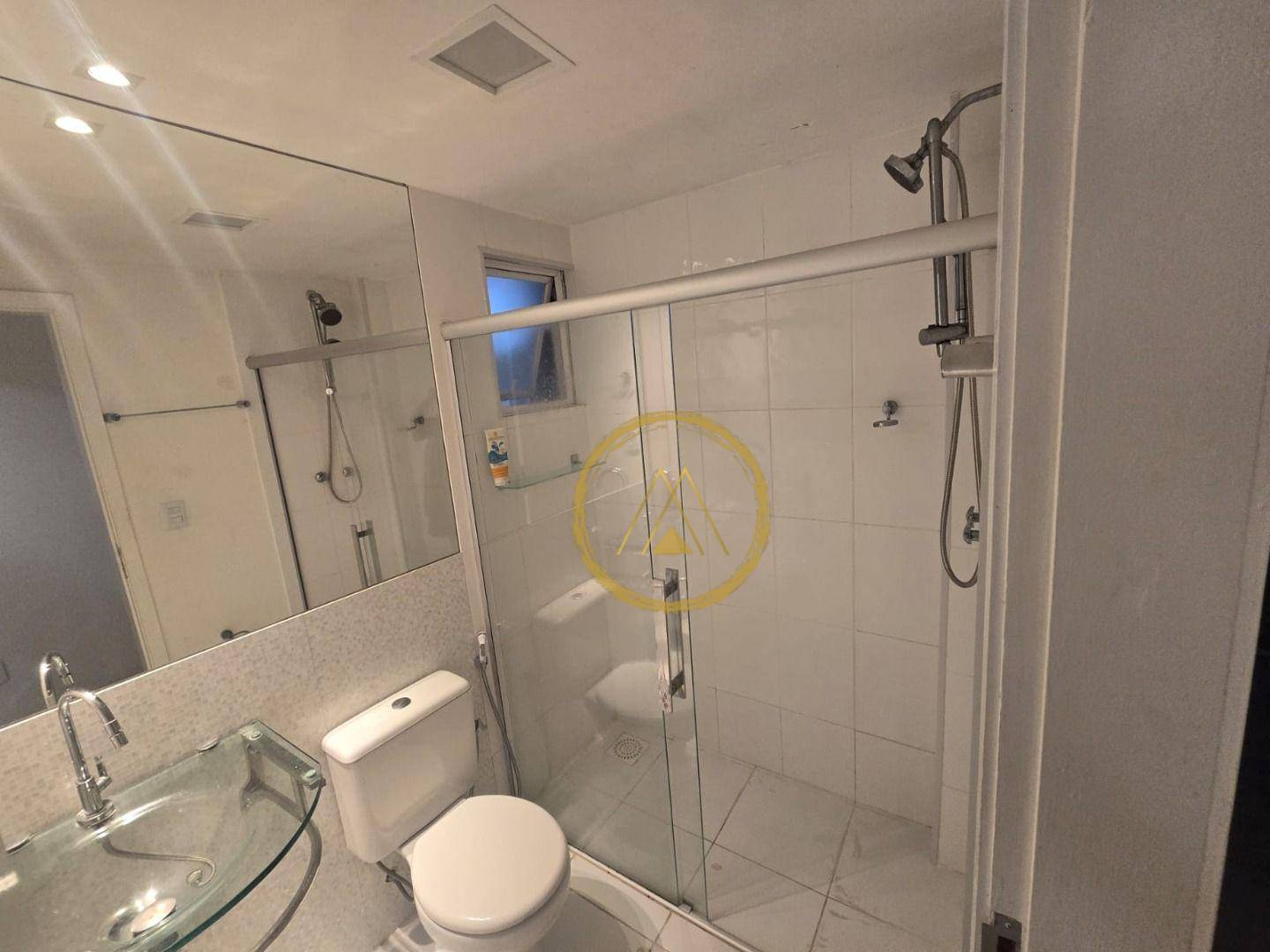 Apartamento à venda e aluguel com 2 quartos, 75m² - Foto 17